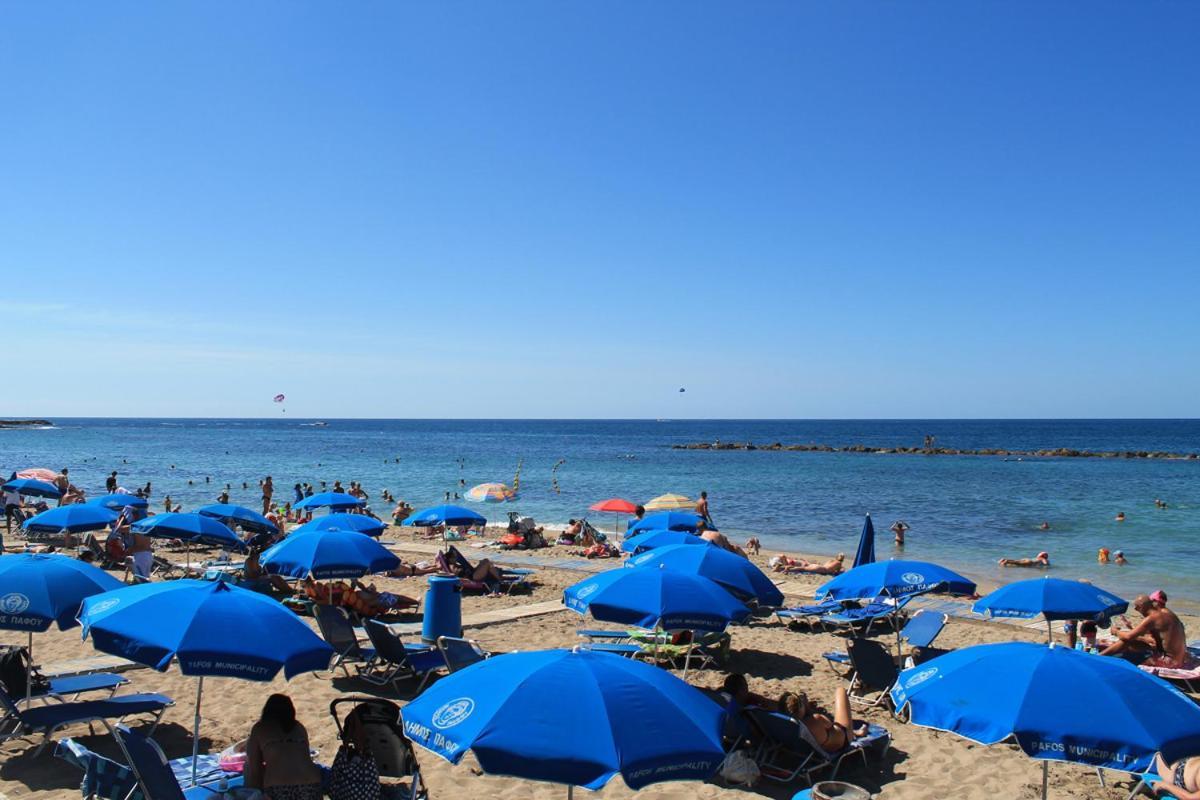 Charming Holiday Retreat Kato Paphos Apt 400M To The Beach Exteriör bild