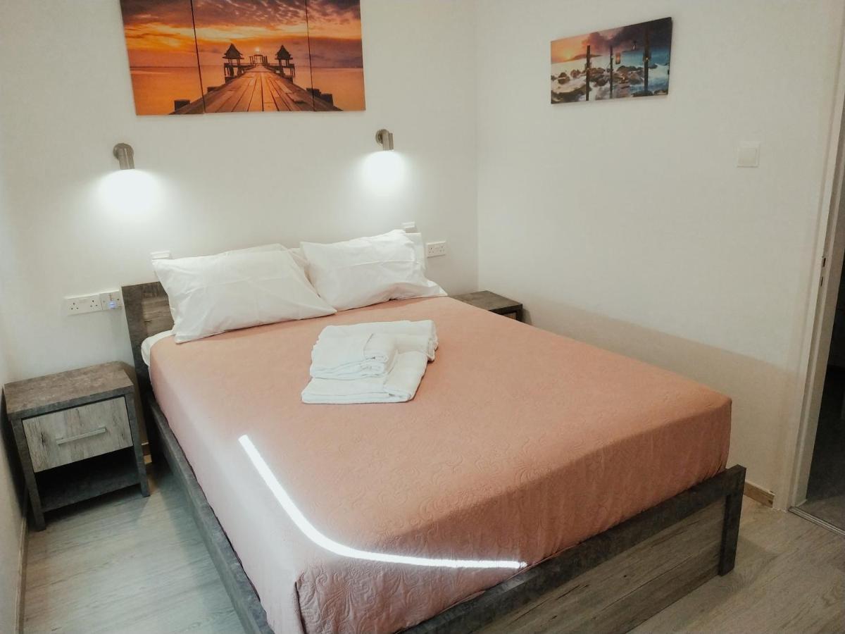 Charming Holiday Retreat Kato Paphos Apt 400M To The Beach Exteriör bild